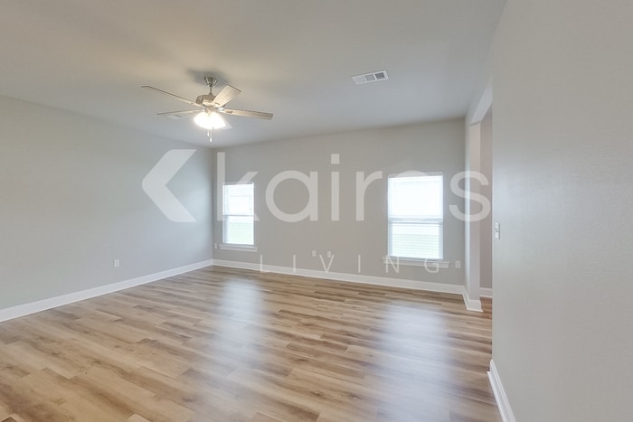 Building Photo - 13748 Willowmore Dr