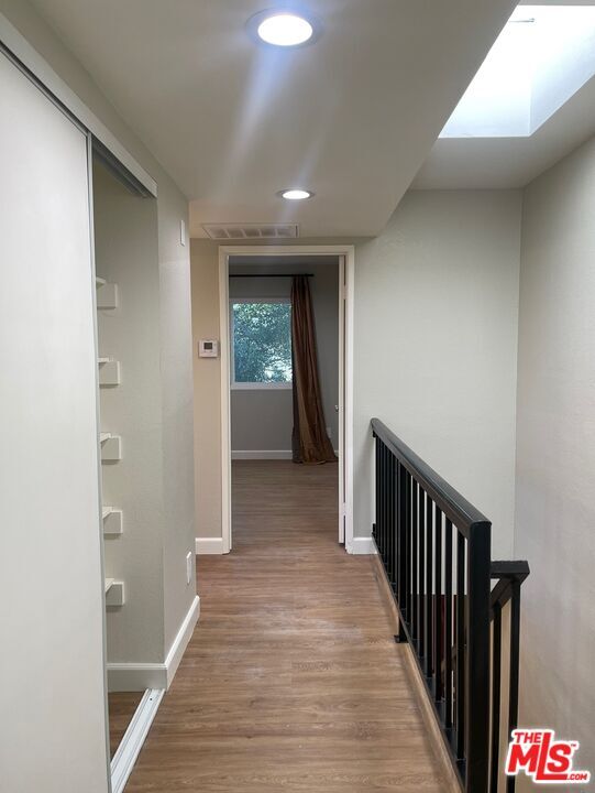 Building Photo - 7327 Willoughby Ave