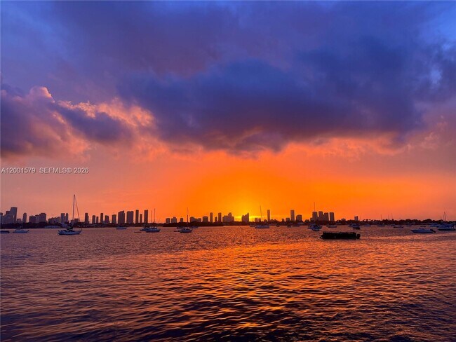 Building Photo - 1330 West Ave