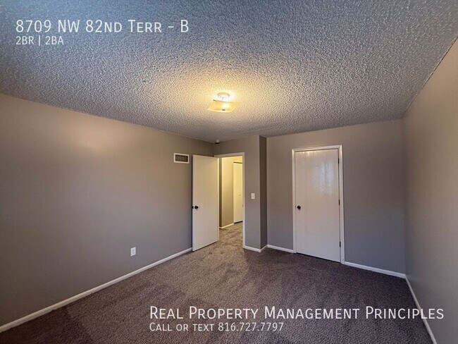 Building Photo - 8709 NW 82 Terrace