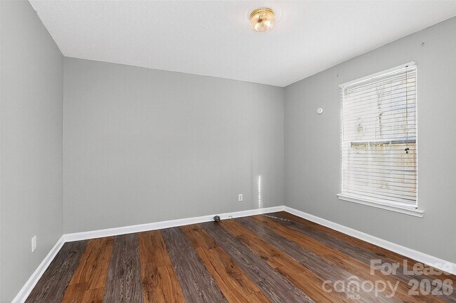 Building Photo - 6238 King George Dr