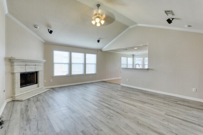 Building Photo - 21518 Mt Elbrus Way