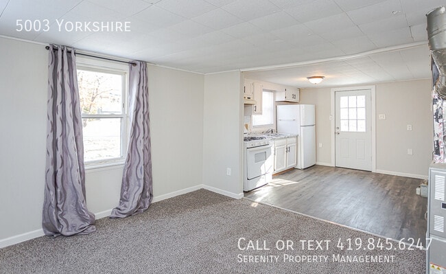 Building Photo - 5003 Yorkshire-