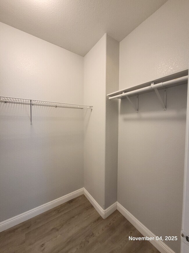 Building Photo - 5533 Sterling Valley Ct