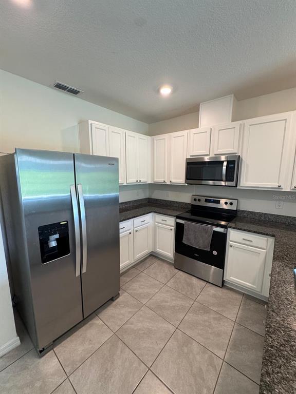 Building Photo - 2422 Taloncrest Ct