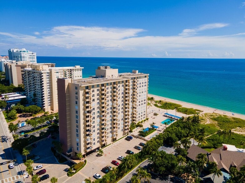 Building Photo - 2000 S Ocean Blvd
