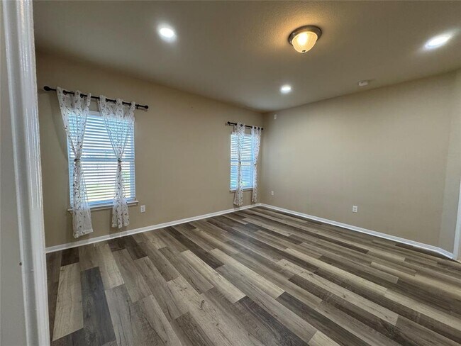 Building Photo - 3108 Armidale Dr