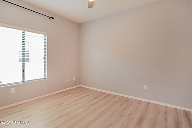 Building Photo - 7570 E Majestic Palm Ln