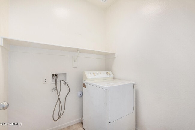 Building Photo - 12377 W Whyman Ave
