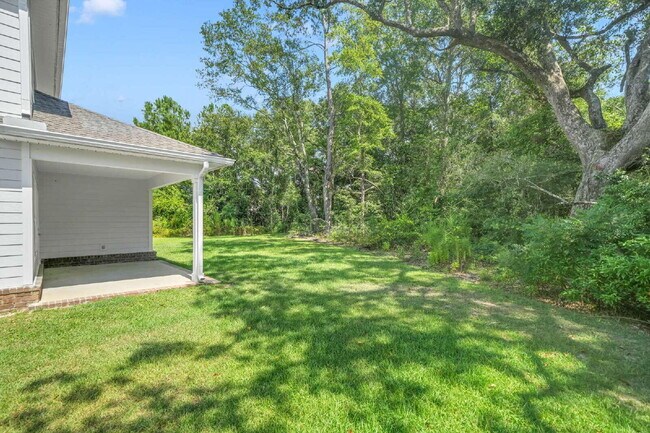 Building Photo - 30 Sandywoods Ct