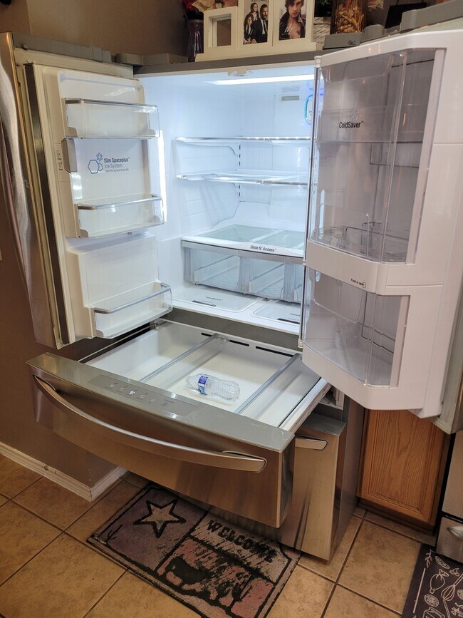 Building Photo - 23619 Twisting Falls Drive