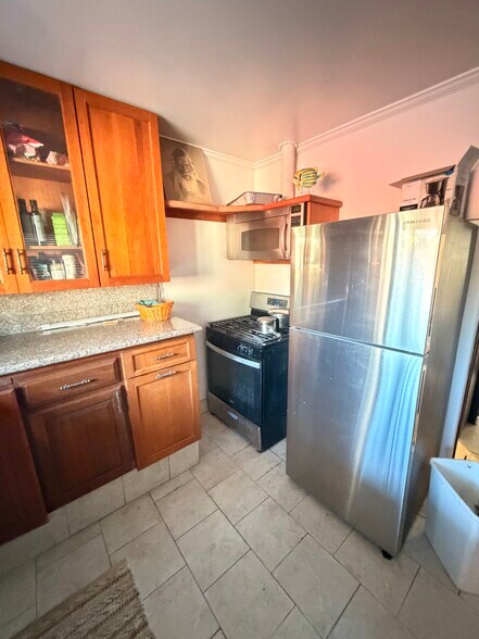 Building Photo - 1355 22nd St