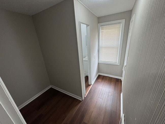 Building Photo - A Place You’ll Love to Call Home – Gorgeous 4-Bedroom Property!