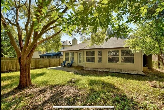 Building Photo - 1312 Strickland Dr