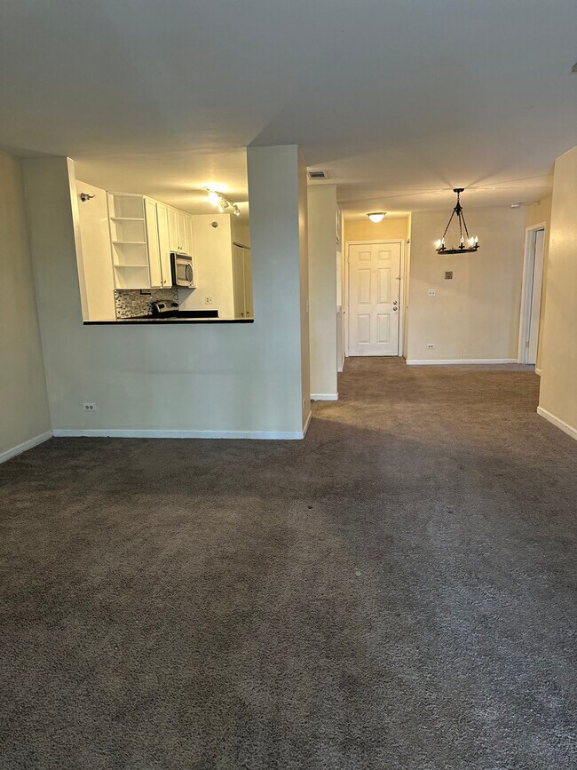 Building Photo - 214 Glengarry Dr