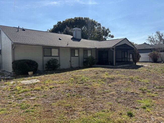 Building Photo - 1813 E Cheryl Dr