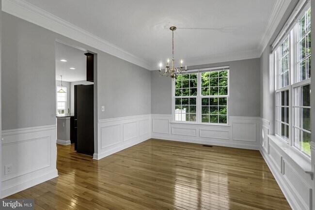 Building Photo - 40560 Aldie Springs Dr