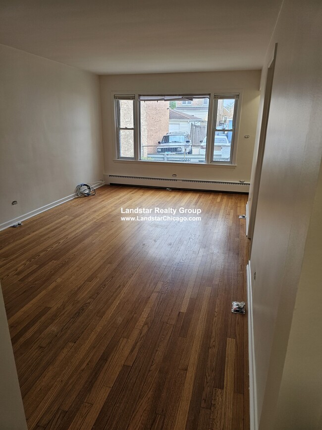 Building Photo - 7247 W Touhy Ave