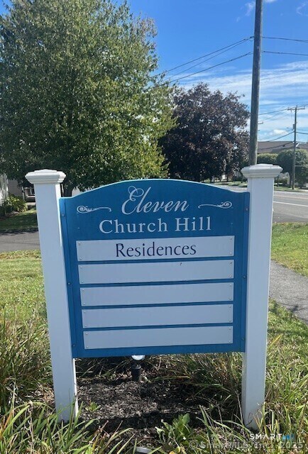 Building Photo - 11 Church Hill Rd