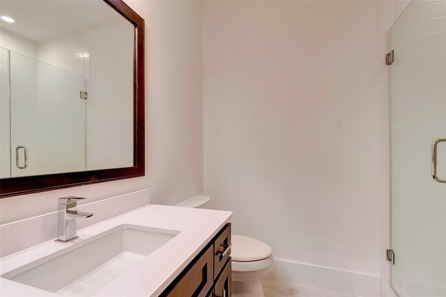 Building Photo - 1914 Maryland St