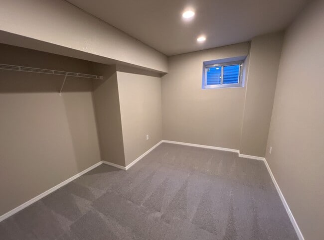 Building Photo - 3 Bedroom 2 Bathroom Home in Roxborough