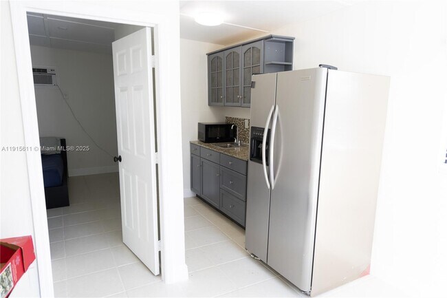 Building Photo - 14280 SW 285th St