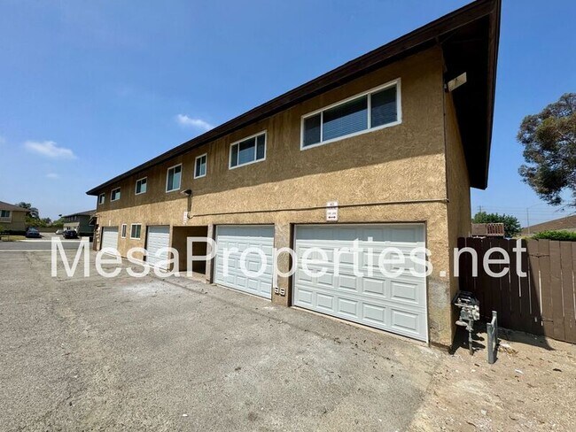 Building Photo - 1749 E Fairfield Ct