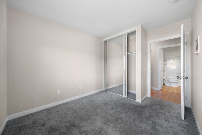 Building Photo - 12719 Robison Blvd