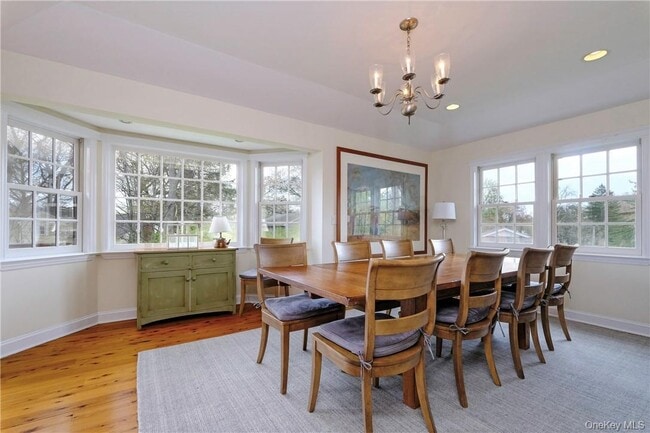 Building Photo - 38 Shadow Ln