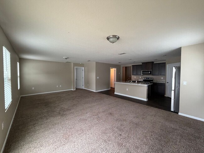 Building Photo - 3583 Sunfish Dr