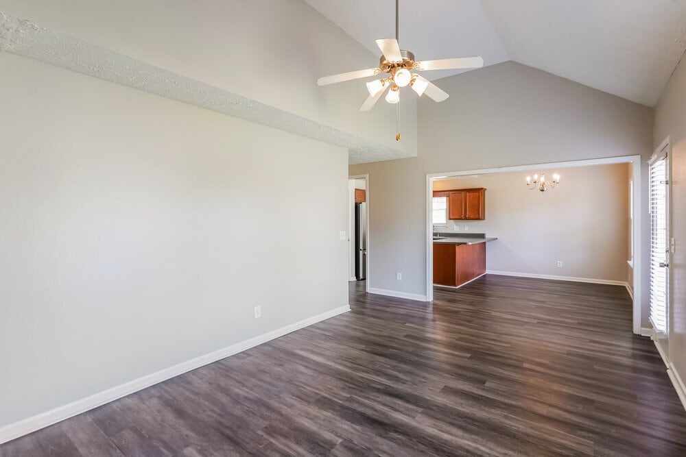 Building Photo - 273 Mary Joe Martin Dr