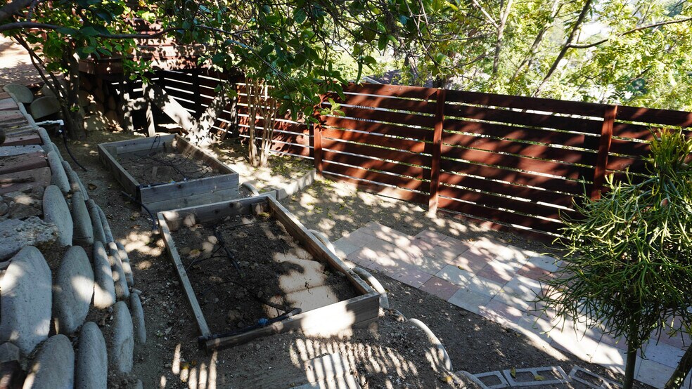 Building Photo - 4438 Jasper St