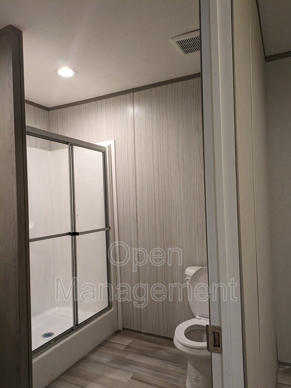 Building Photo - 4950 W Farm Rd 156