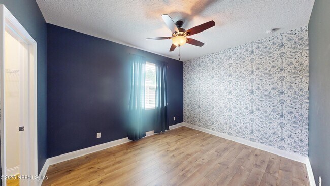 Building Photo - 415 Fever Hammock Dr