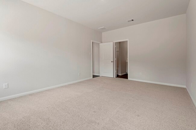 Building Photo - 8214 Burnt Orchid Dr