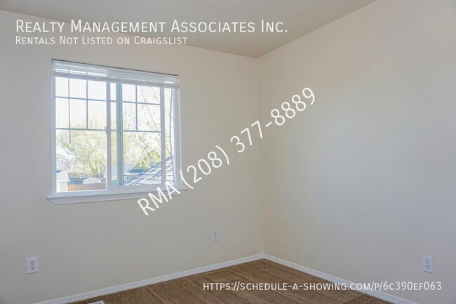 Building Photo - 3511 S Winema Pl