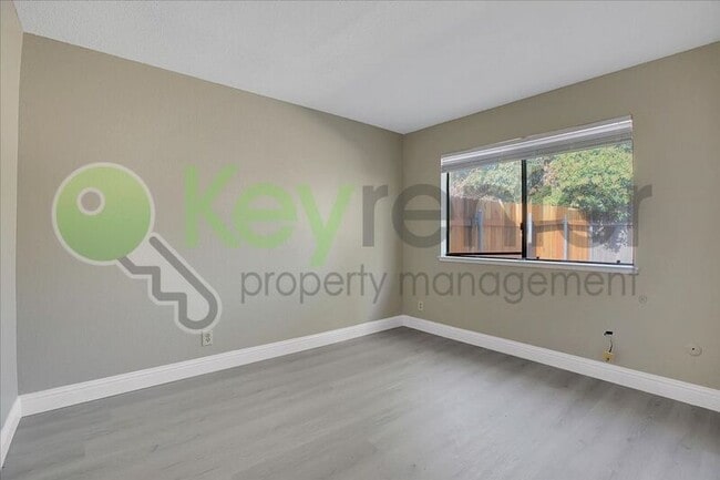 Building Photo - 3901 Senate Ave