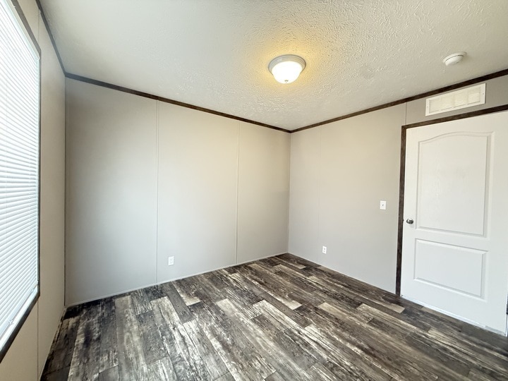 Building Photo - 10610 State Rte 762