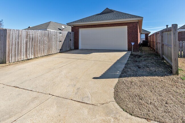 Building Photo - Home for rent in Ryan Ridge