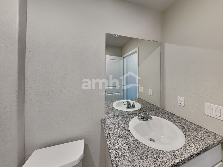 Building Photo - 7330 Rosada Way