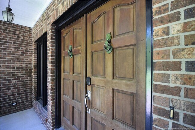 Building Photo - 187 Lakewind Ct