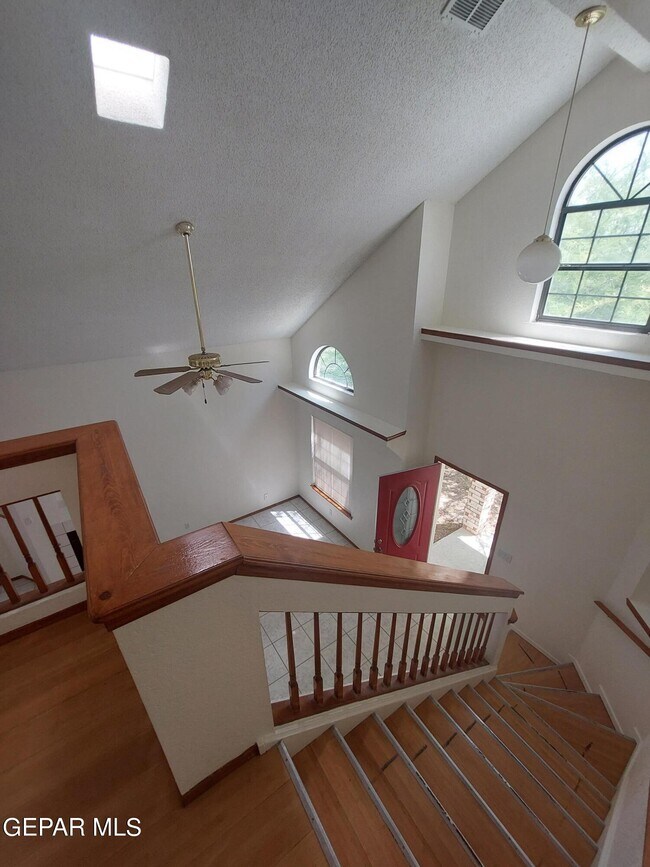 Building Photo - 8644 Pilgrimage Cir