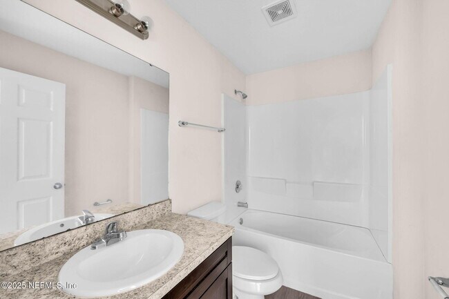 Building Photo - 2603 Lowell Ave