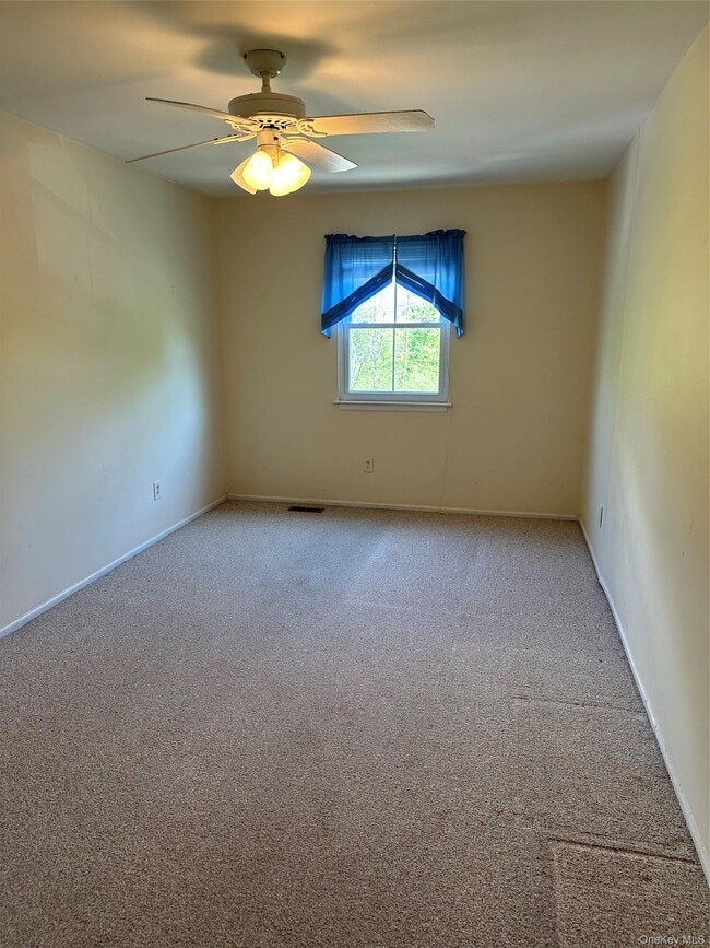 Building Photo - 202 Homestead Village Dr
