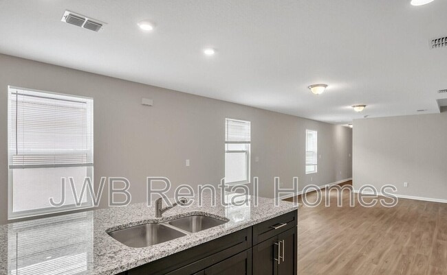 Building Photo - 7609 Eaton Ave