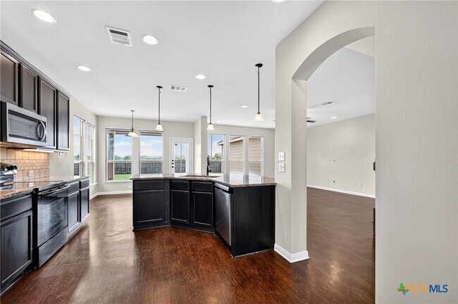 Building Photo - 7905 Northgate Lp