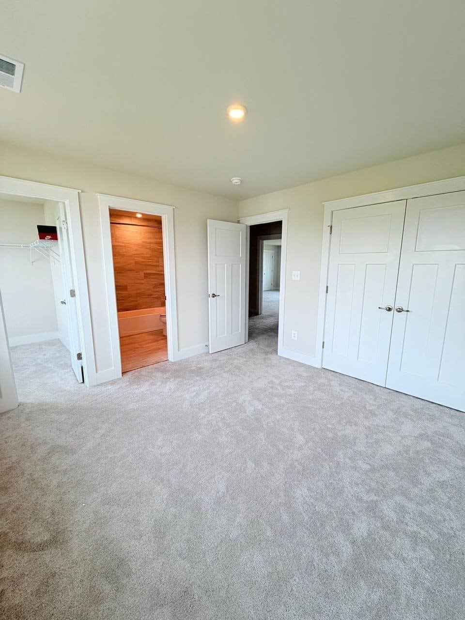 Building Photo - 9080 Piney Mountain Rd