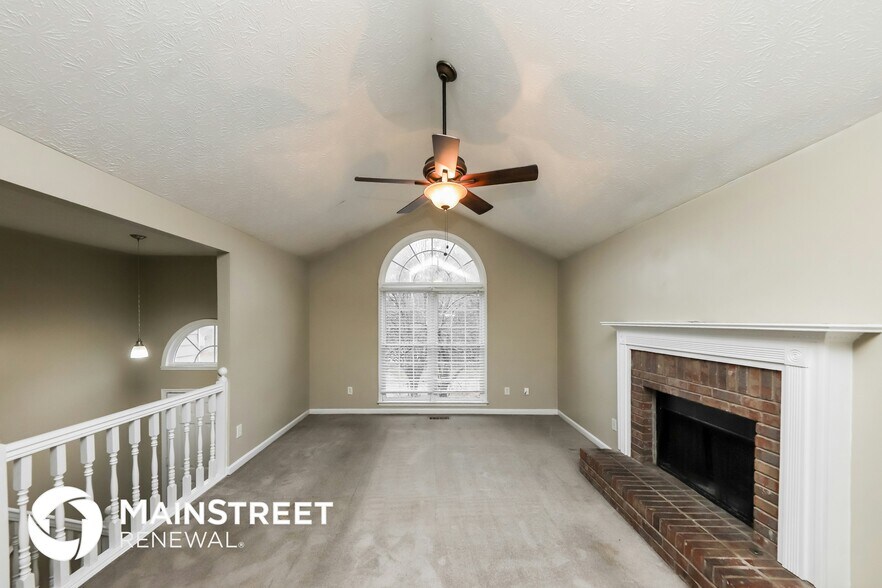 Building Photo - 28 Loxley Ct