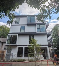 Building Photo - Joice Taylor