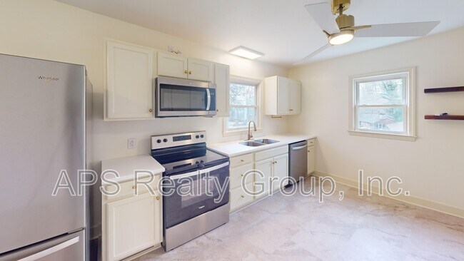 Building Photo - 5144 Sunrise Terrace